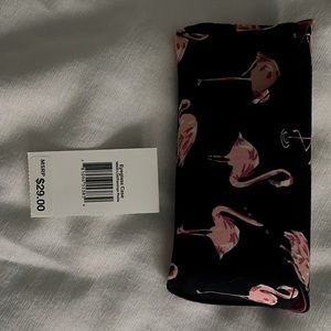 Vera Bradley, sunglass case with magnetic closure